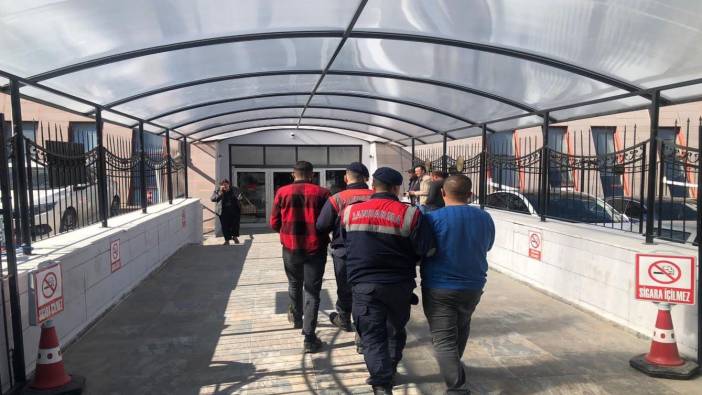 Eskişehir'de 2 milyon liralık kablo çalan 4 şüpheliye gözaltı