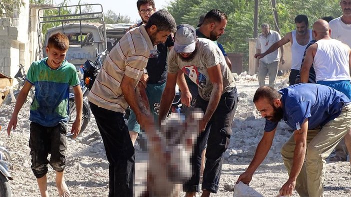 Rusya İdlib'deki bombalamayı doğruladı