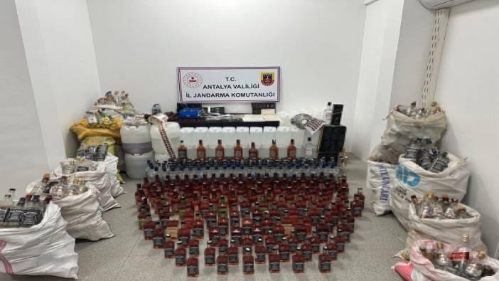 Antalya'da kaçak alkol operasyonu düzenlendi