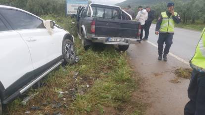 Bursa'da düğün konvoyunda kaza: Yaralılar var