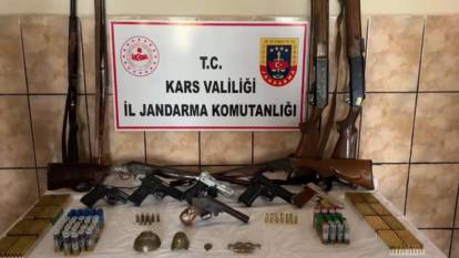 Kars’ta silah ve tarihi eser operasyonu: 5 gözaltı