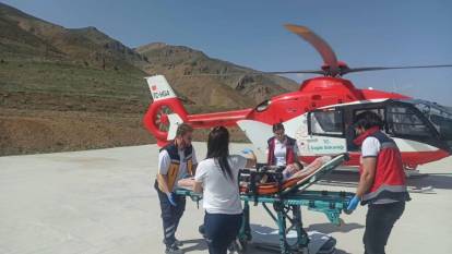 Van’da 11 yaşındaki çocuk için ambulans uçak havalandı