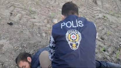 Osmaniye'de 'Dur' ihtarına uymayarak kaçan kaçak göçmenler kıskıvrak yakalandı