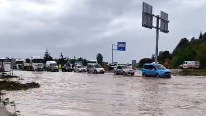Nevşehir'de birçok iş yeri sular altında kaldı