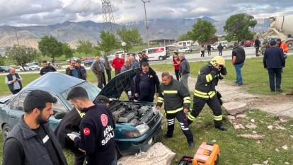 Erzincan'da otomobil takla attı: 1 ağır yaralı