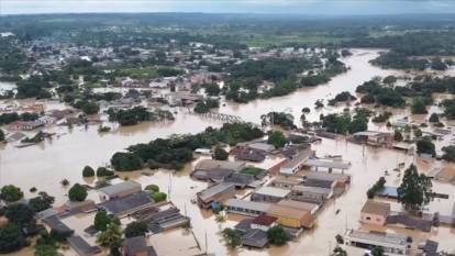 Brezilya'da yaşanan sel felaketinde 66 kişinin hayatını kaybetti