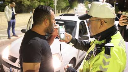 Trafik denetimine takıldı: Alkol promili fazla çıkınca polis affetmedi