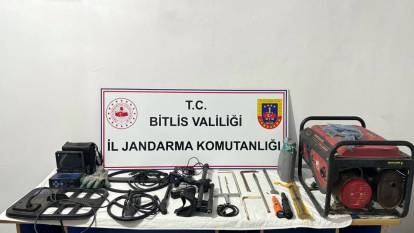 Bitlis'te kaçak kazıya suçüstü