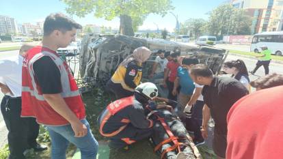 Manisa'da zincirleme trafik kazası: 2 kişi yaralandı