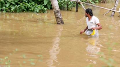 Sri Lanka'da sel ve heyelanda 10 kişi öldü
