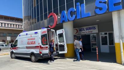 Erzincan'da acemi kasaplar hastaneye koştu