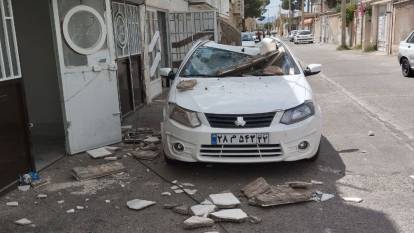İran’da 4,9 büyüklüğünde deprem: 4 ölü, 120 yaralı