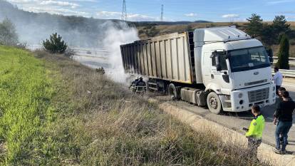 Çöp yüklü tır küle dönmekten son anda kurtuldu