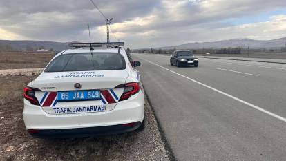 Van'da jandarma trafik denetimler (29 Kasım 2024)