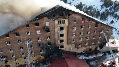 Bolu Kartalkaya'daki yangın faciasında hayatını kaybedenler için bin 270 camide sala okundu