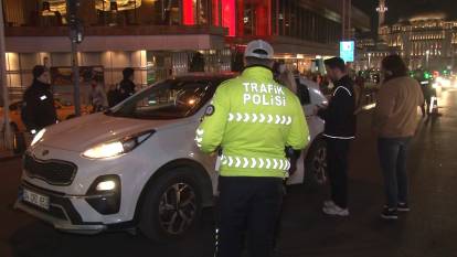 Taksim’de ’Huzur' uygulaması gerçekleştirildi