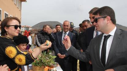 Kula'da nevruz bayramı kutlandı