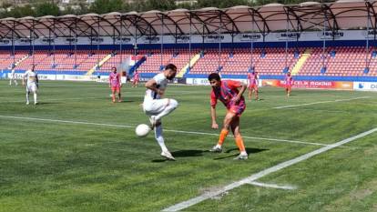Sarıyerspor, İskenderunspor'u yenerek 1. Lig'e yükseldi