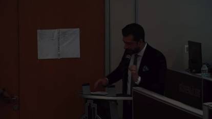 Karşıyaka Belediye Meclisi'nde gerginlik: Adem Öztürk, Mustafa Evsen'e 'ağzını yüzünü dağıtırım' dedi