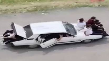 Çocukların tehlikeli yolculuğu kamerada!