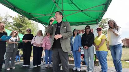Tepebaşı Belediyesi, 4700 Kadını Anneler Günü Etkinliğinde Bir Araya Getirdi