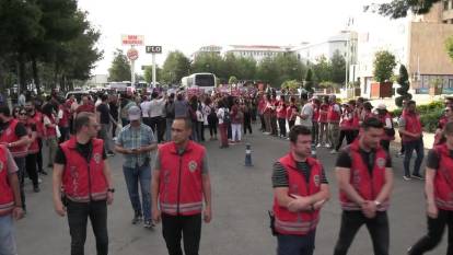 Diyarbakır'da kadınlar 'Aile Yılı' kararına yürüyüşle tepki gösterdi