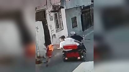 Adana'da Şok Saldırı: 8 yaşındaki çocuk, Galatasaray forması yüzünden triportörle sürüklendi