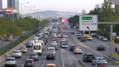 İstanbul'da trafik yoğunluğu sabah saatlerinde yüzde 62'ye ulaştı