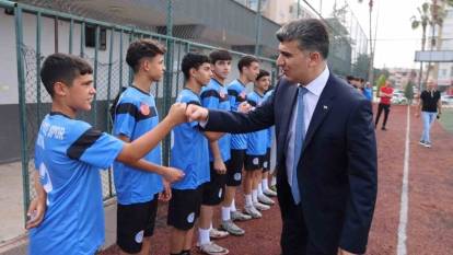 Akdeniz Belediyespor U-15 takımı, Türkiye Şampiyonası'nda mücadele edecek