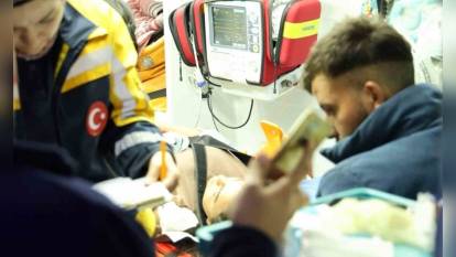 Aksaray'da alkollü ve ehliyetsiz sürücü kaza yaptı: İki yaralı