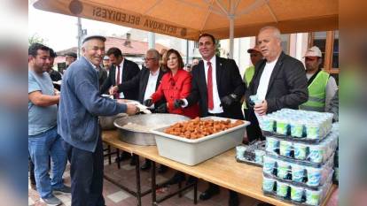 Eskişehir Beylikova'da yağmur ve şükür duası: 3 bin kişiye yemek ikram edildi
