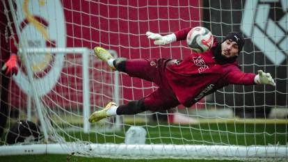 Siverek-Diyarbakır Yolunda Derin Çukur: Onlarca Araç Zarar Gördü