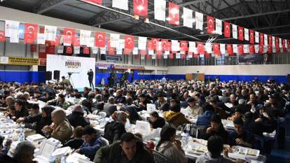 Büyükşehir Belediyesi'nin İftar Sofrası Türkoğlu'nda Bir Araya Getirdi