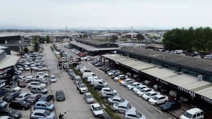 Düzce'de Otomotiv Sektöründe Durgunluk: Vatandaşlar Nasıl Etkilenecek?