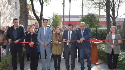 Köyceğiz'de Sanatın Diliyle Değerlerimiz Sergisi Açıldı