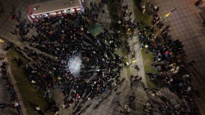 Elazığ'da Geleneksel Sahur Halayı: Yüzlerce Kişi Cumhuriyet Meydanı'nda Buluştu