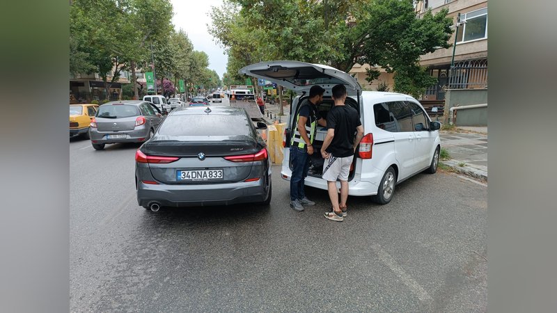 bagdat-caddesinde-drifte-20-bin-342-lira-ceza-9342-dhaphoto2.jpg