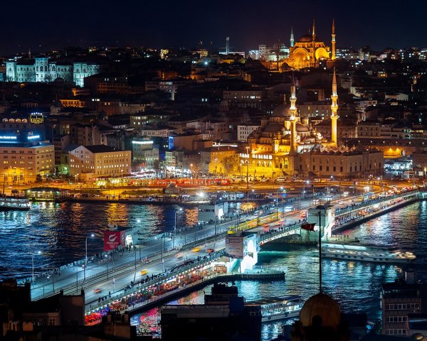 istanbul-turkey-night-lights-city-buildings-bridge-water-1280x1024.jpg