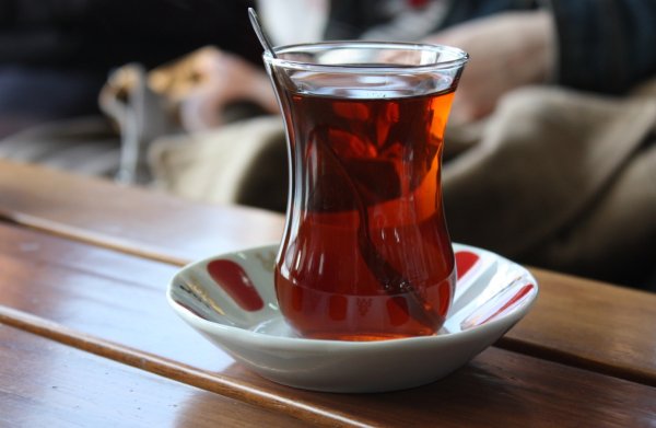 turkish-tea-1317344-1279x832.jpg