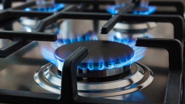 gas-vs-electric-stove-innovative-kitchen-and-bath-kirkland-wa-1536x864.jpg