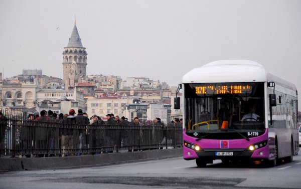 istanbul-bus.jpg