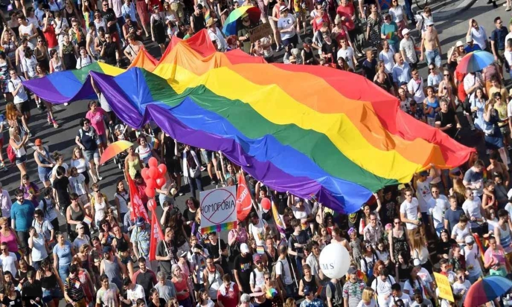 istanbulda-lgbt-yuruyusleri-yasaklandi-lgbt-nedir-1024x614.jpg