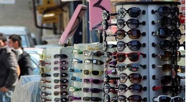 sokakta-satilan-gozluklere-dikkat.jpg