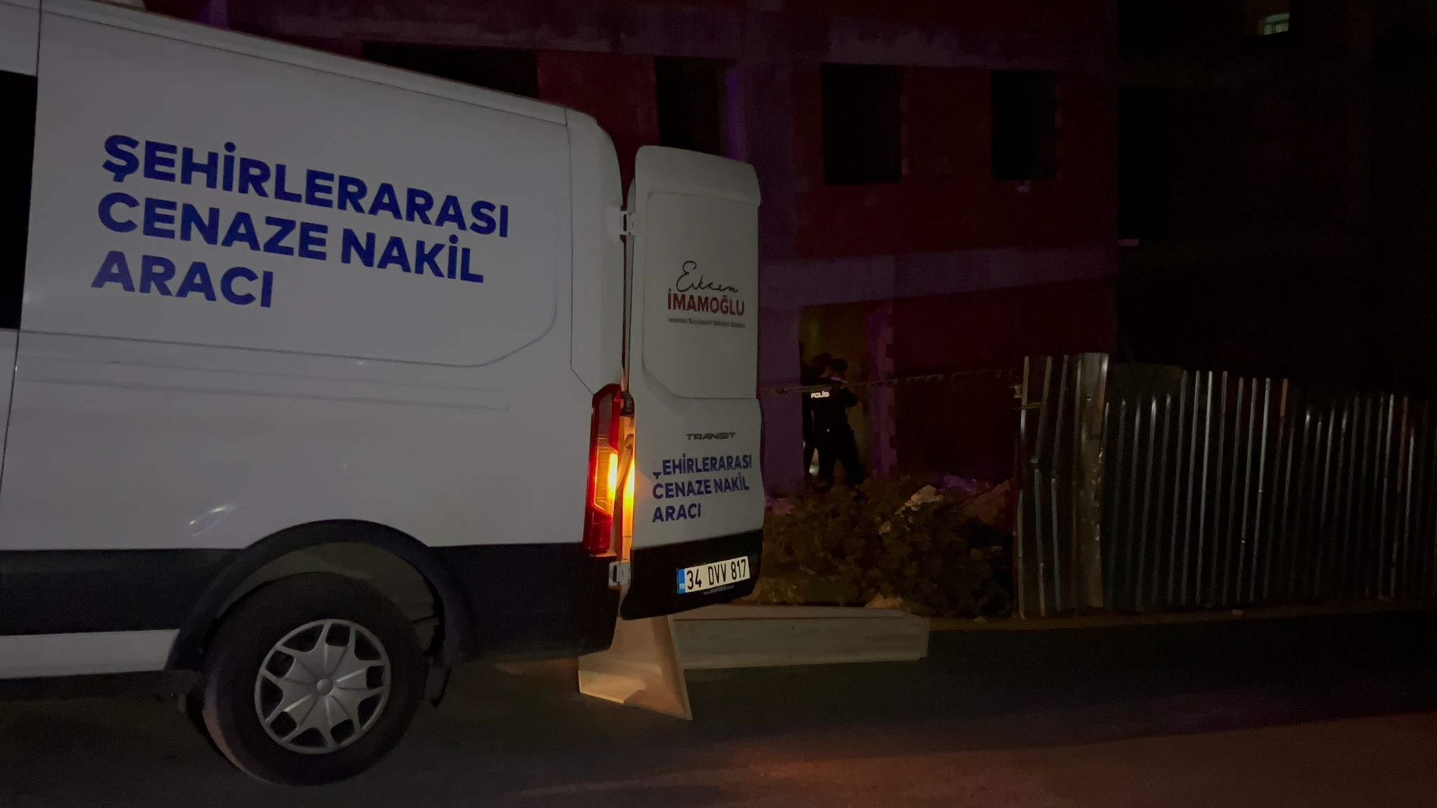 istanbul-pendikte-8-katli-binanin-6nci-399605-110929.jpg