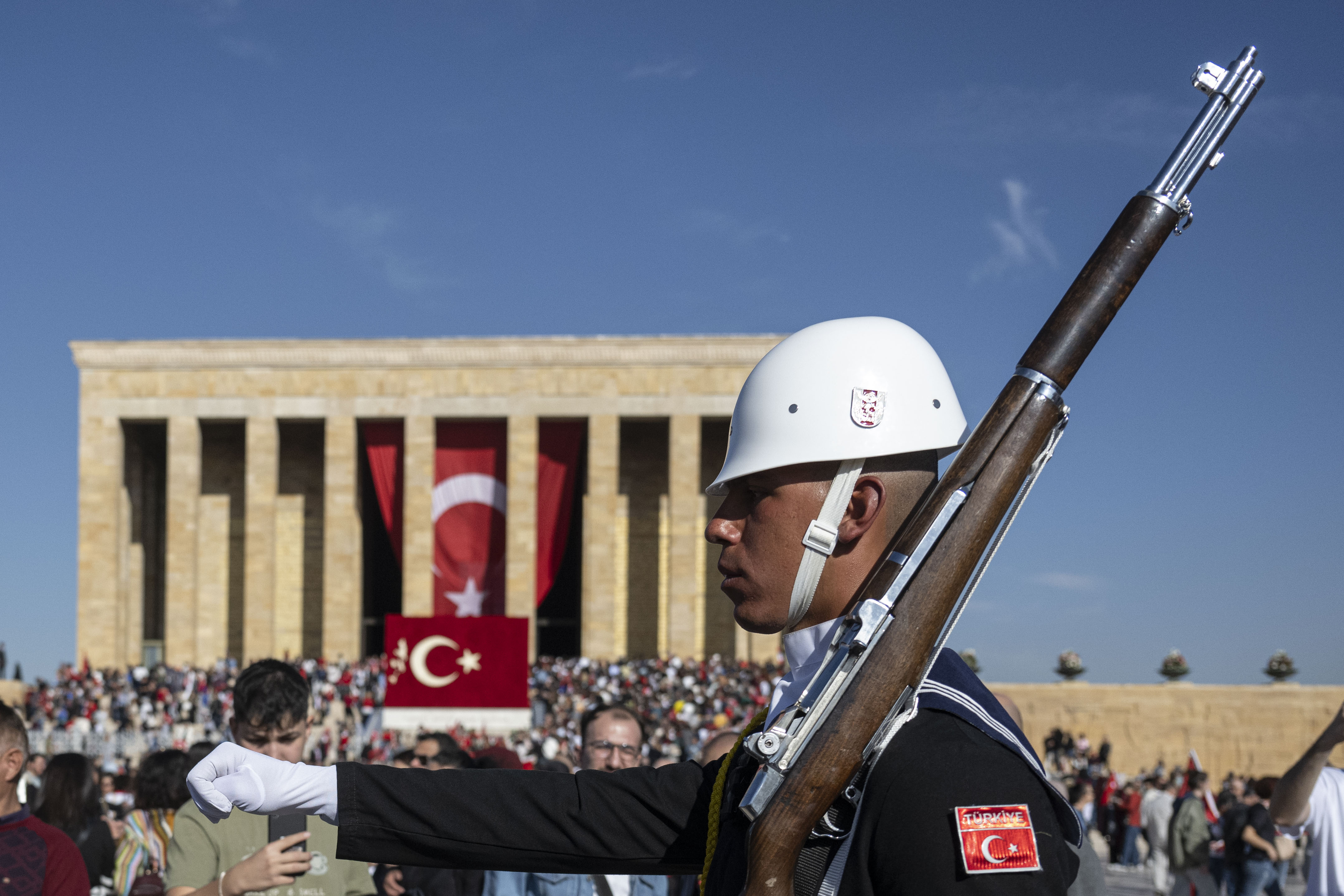 aa-20241029-36048436-36048426-101st-anniversary-of-the-turkish-republic-day-in-ankara.jpg