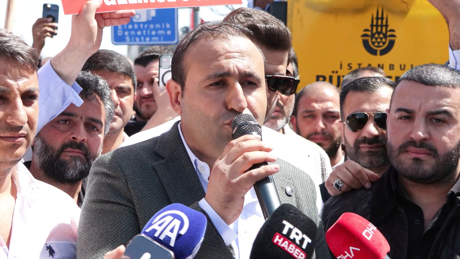 istanbul-iettye-bagli-ozel-halk-otobu-664259-196941.jpg