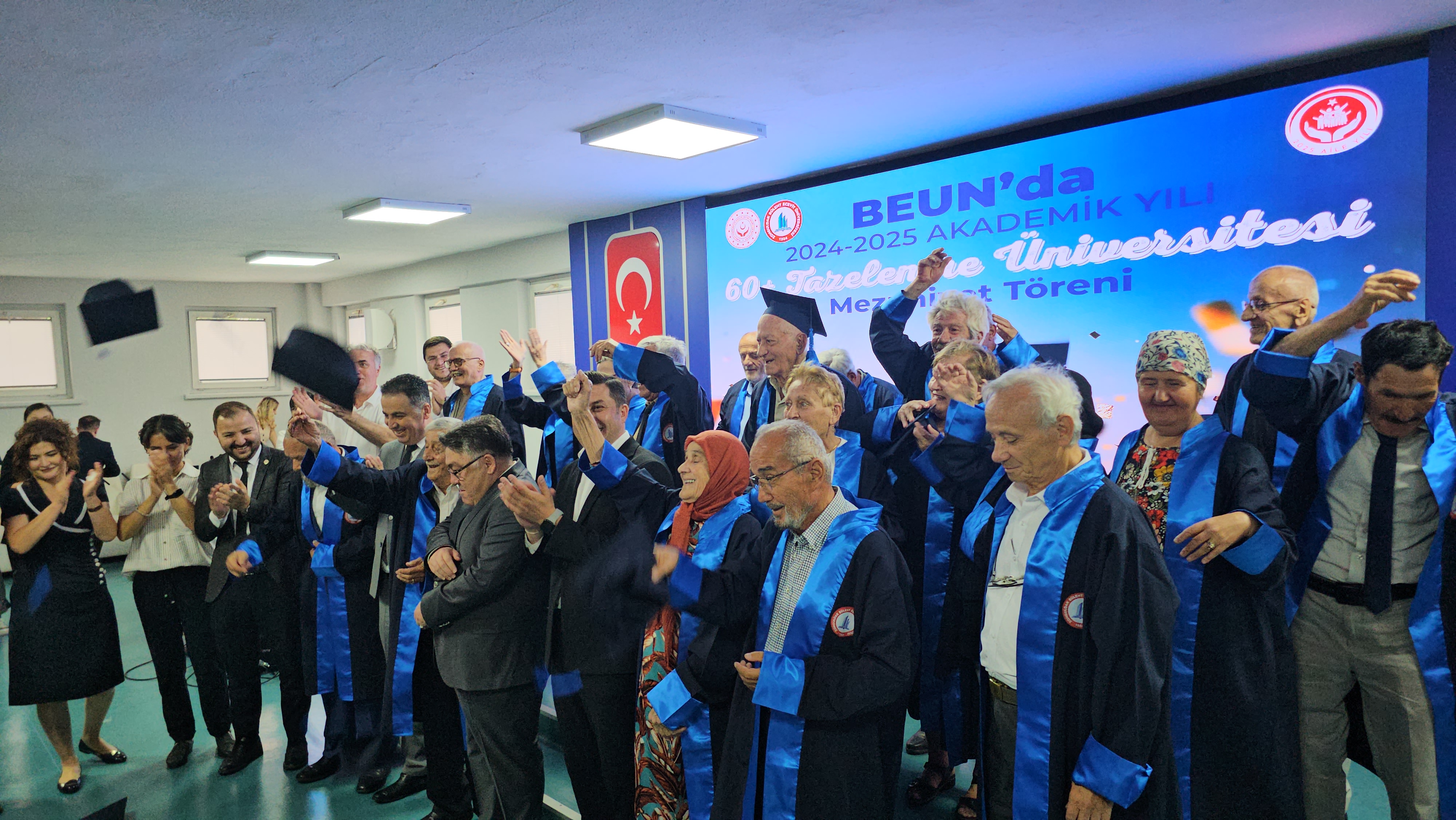 tazelenme-universitesinin-60-yas-ustu-me-808605-239446.jpg