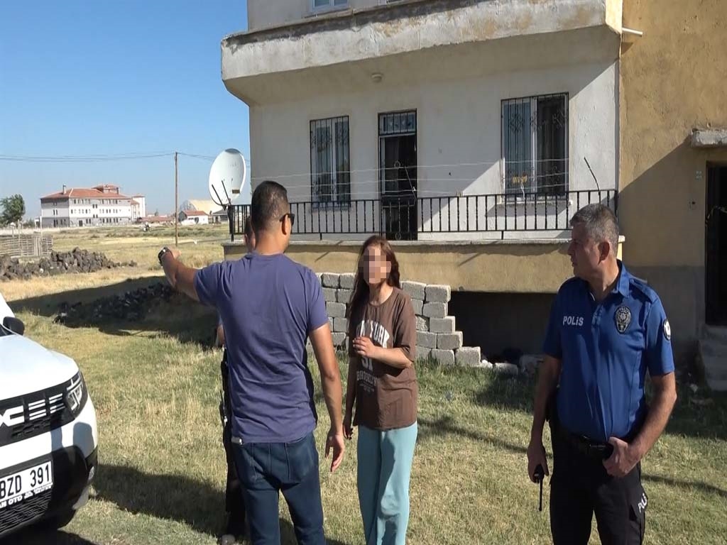 evdeki-tartisma-sonrasi-yarali-bulunan-m-833738-247038.jpg