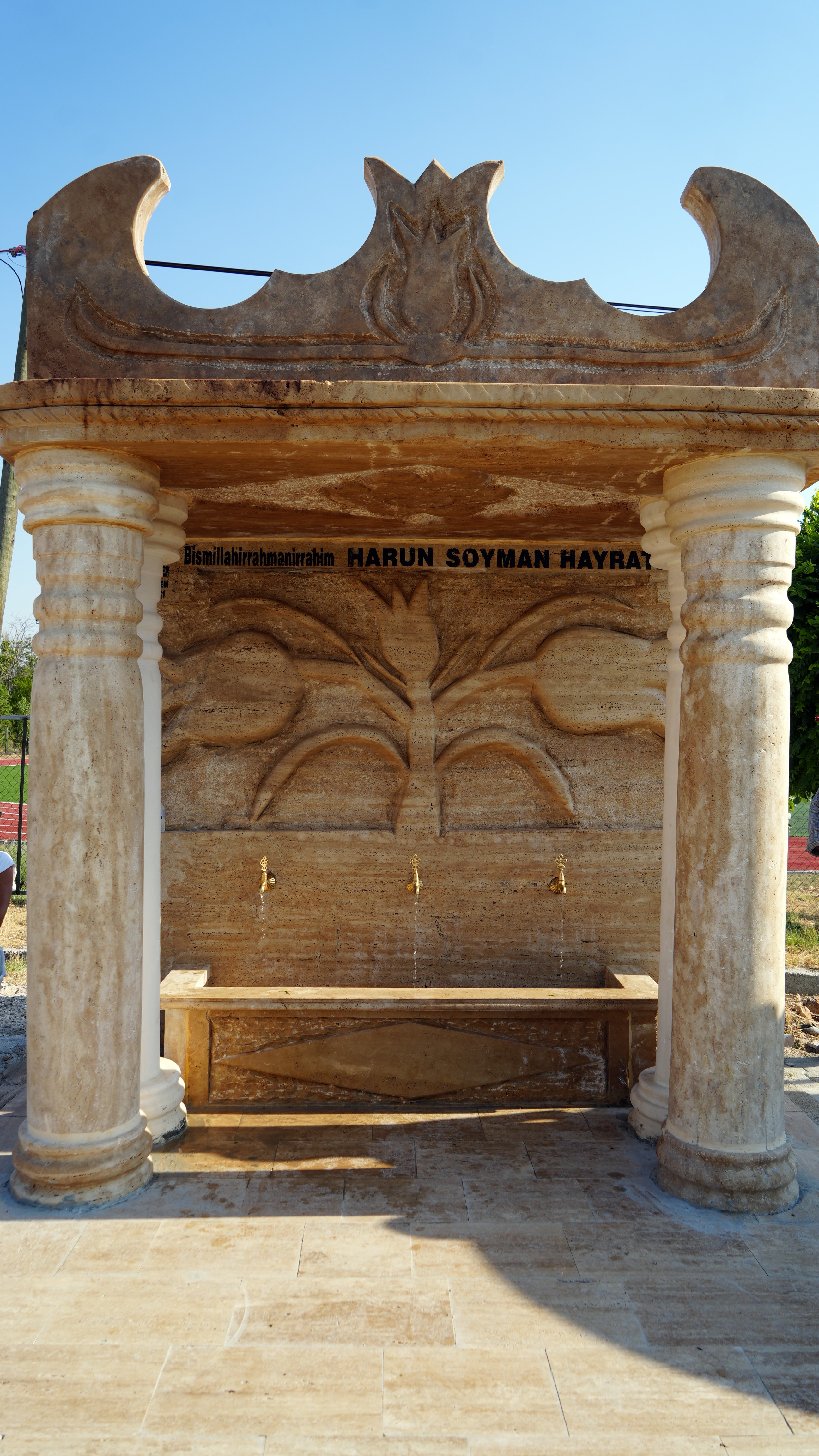 aw505758-14.jpg
