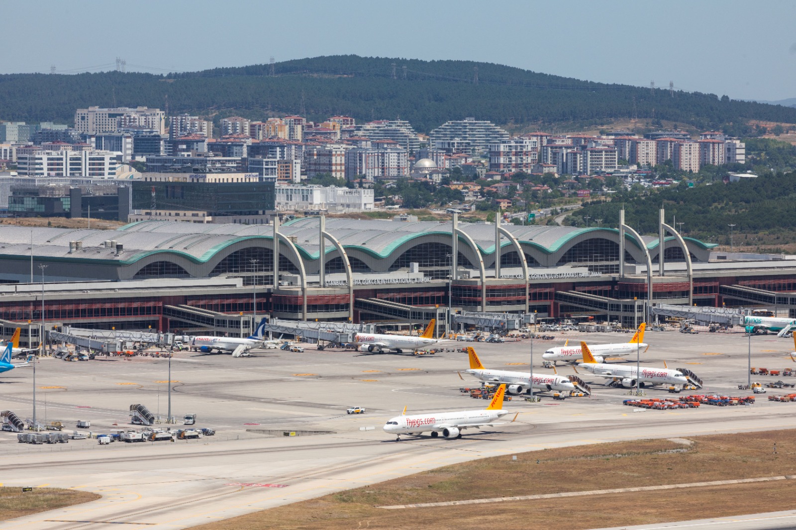 istanbul-sabiha-gokcende-7-rekor-birden-837537-248229.jpg